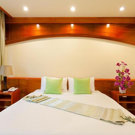 Id Residences Phuket Exterior foto